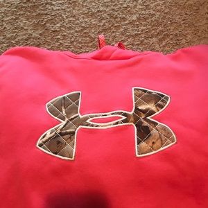 Under Armour Sweatshirt